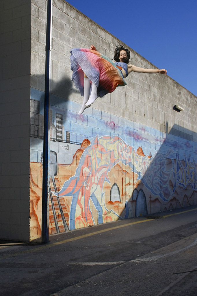 Floating Past Graffiti ART LOGIC